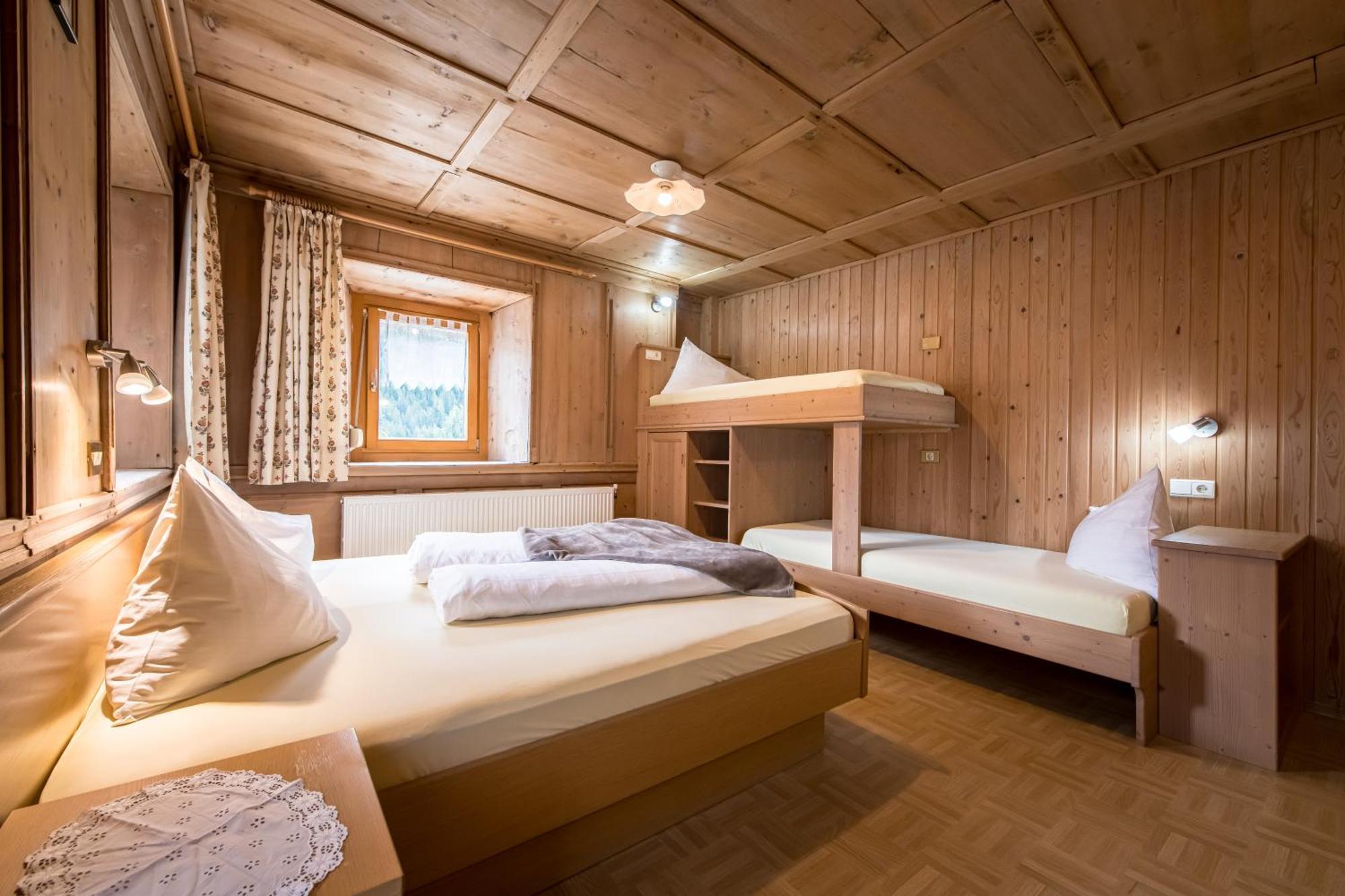 Oberwirt Hotel Selva dei Molini Eksteriør billede